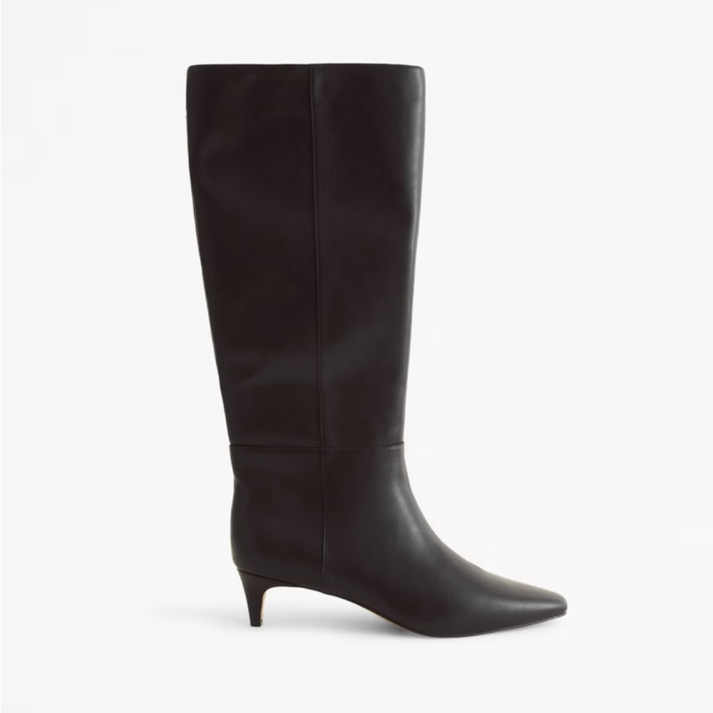 Black Knee-High Leather Boots